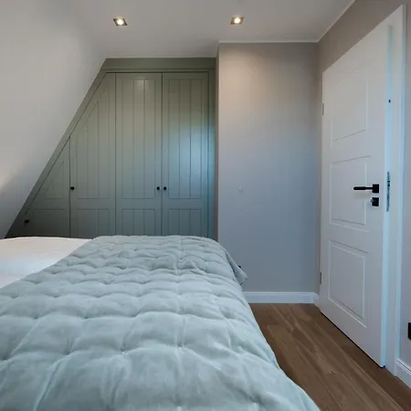 Living Lorens No 10 *