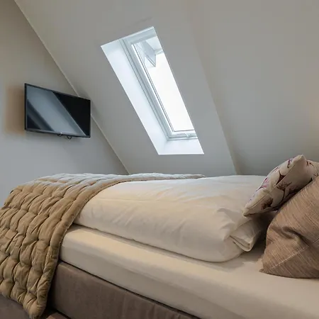 Apartment Living Lorens No 10 *